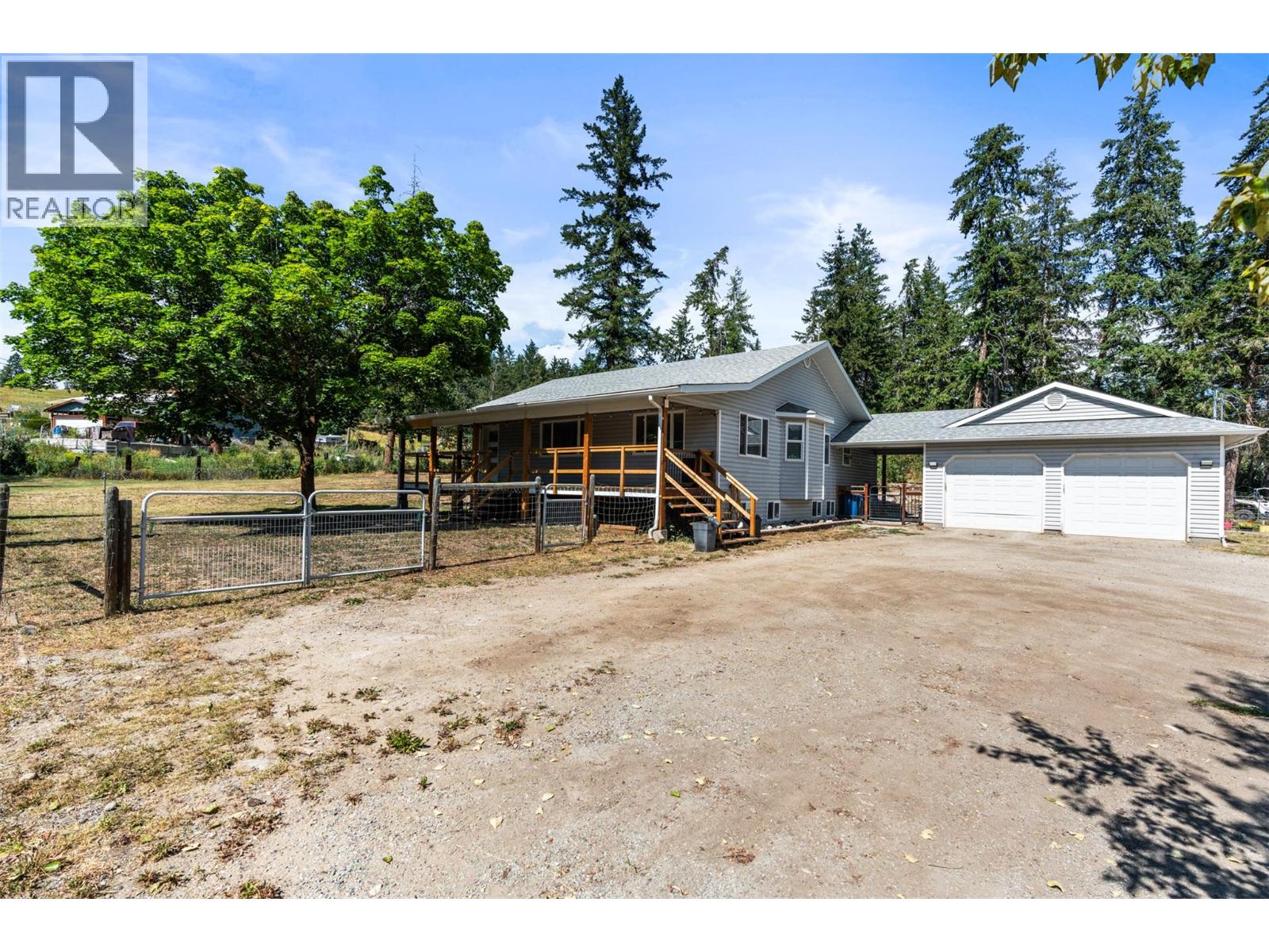 7645 Keddleston Road, Vernon, British Columbia  V1B 3N7 - Photo 1 - 10394462