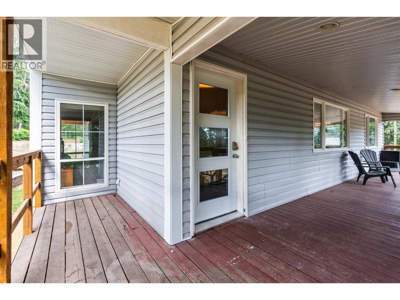 7645 Keddleston Road, Vernon, British Columbia  V1B 3N7 - Photo 16 - 10394462