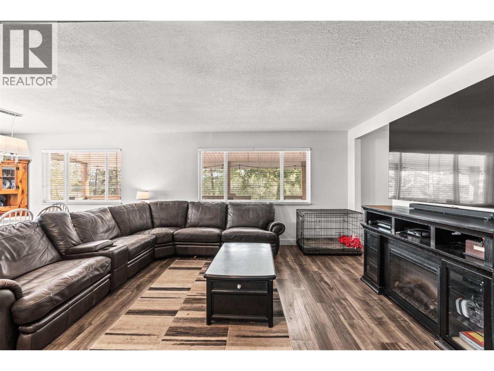 7645 Keddleston Road, Vernon, British Columbia  V1B 3N7 - Photo 19 - 10394462