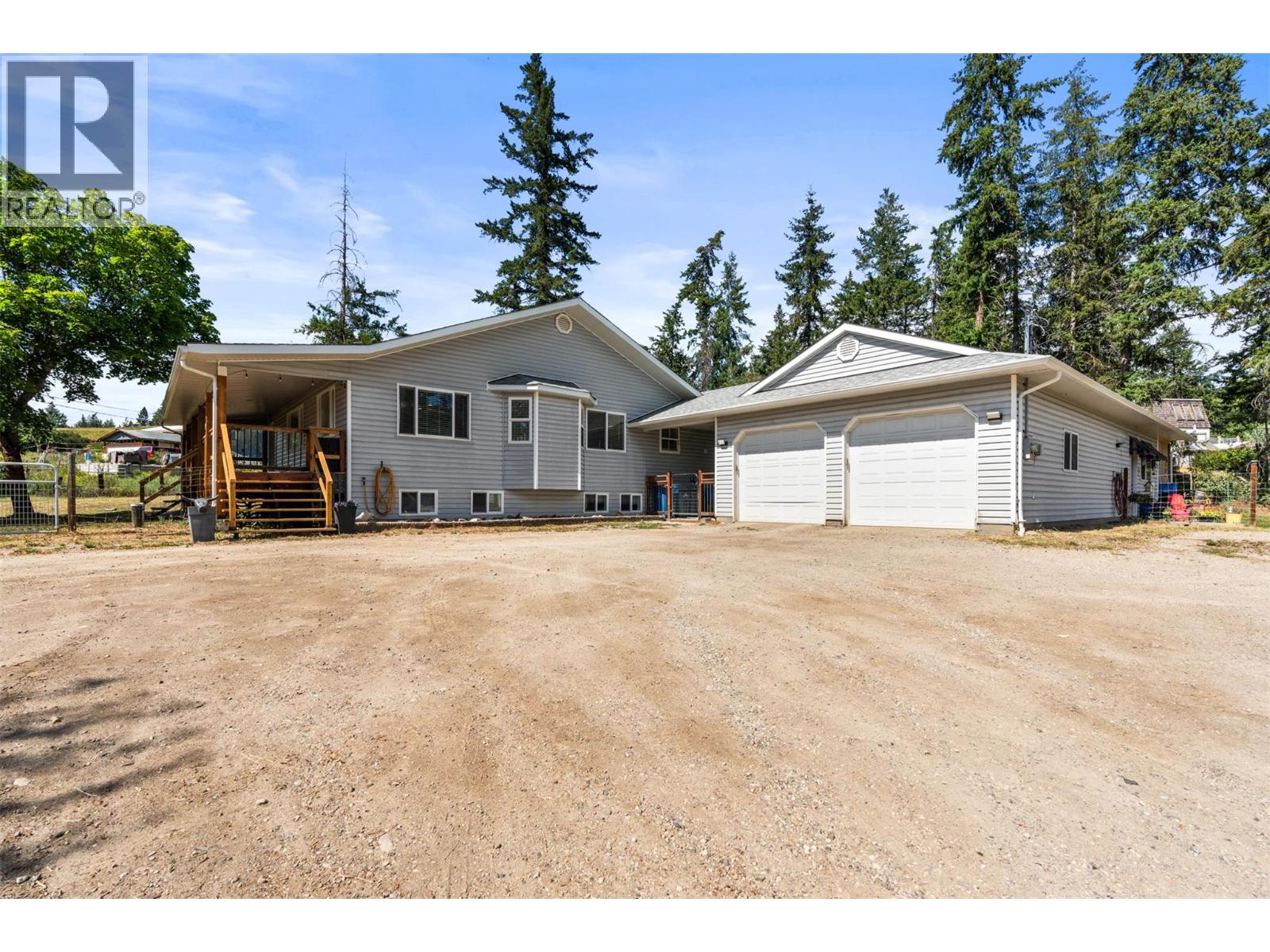 7645 Keddleston Road, Vernon, British Columbia  V1B 3N7 - Photo 2 - 10394462