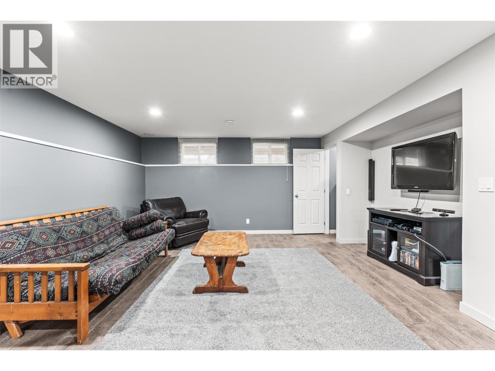 7645 Keddleston Road, Vernon, British Columbia  V1B 3N7 - Photo 37 - 10394462