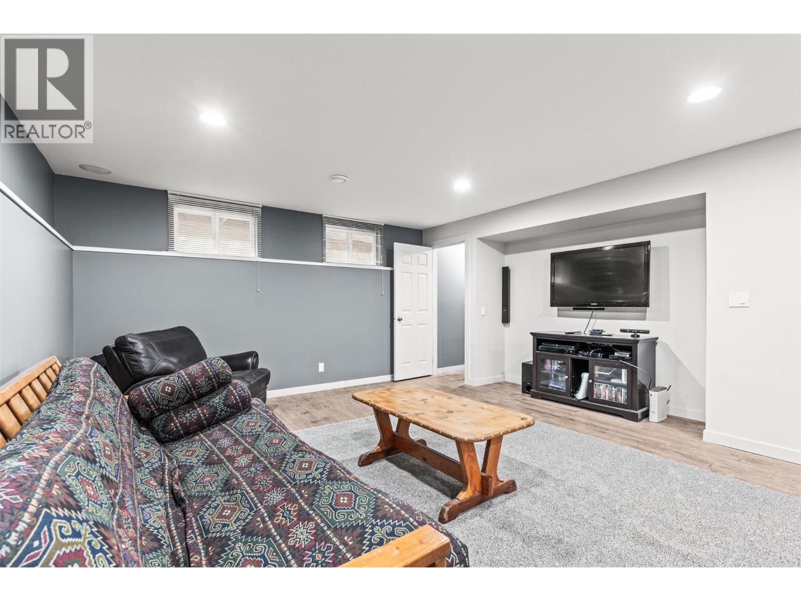 7645 Keddleston Road, Vernon, British Columbia  V1B 3N7 - Photo 41 - 10394462
