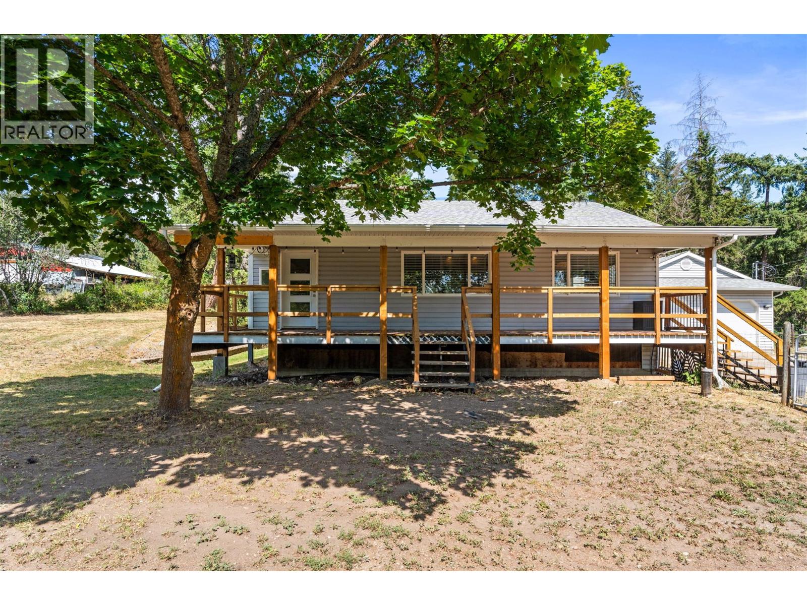 7645 Keddleston Road, Vernon, British Columbia  V1B 3N7 - Photo 5 - 10394462
