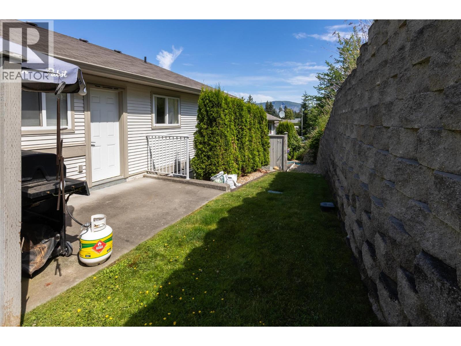 171 17 Street Se Unit# 2, Salmon Arm, British Columbia  V1E 1P8 - Photo 20 - 10394528