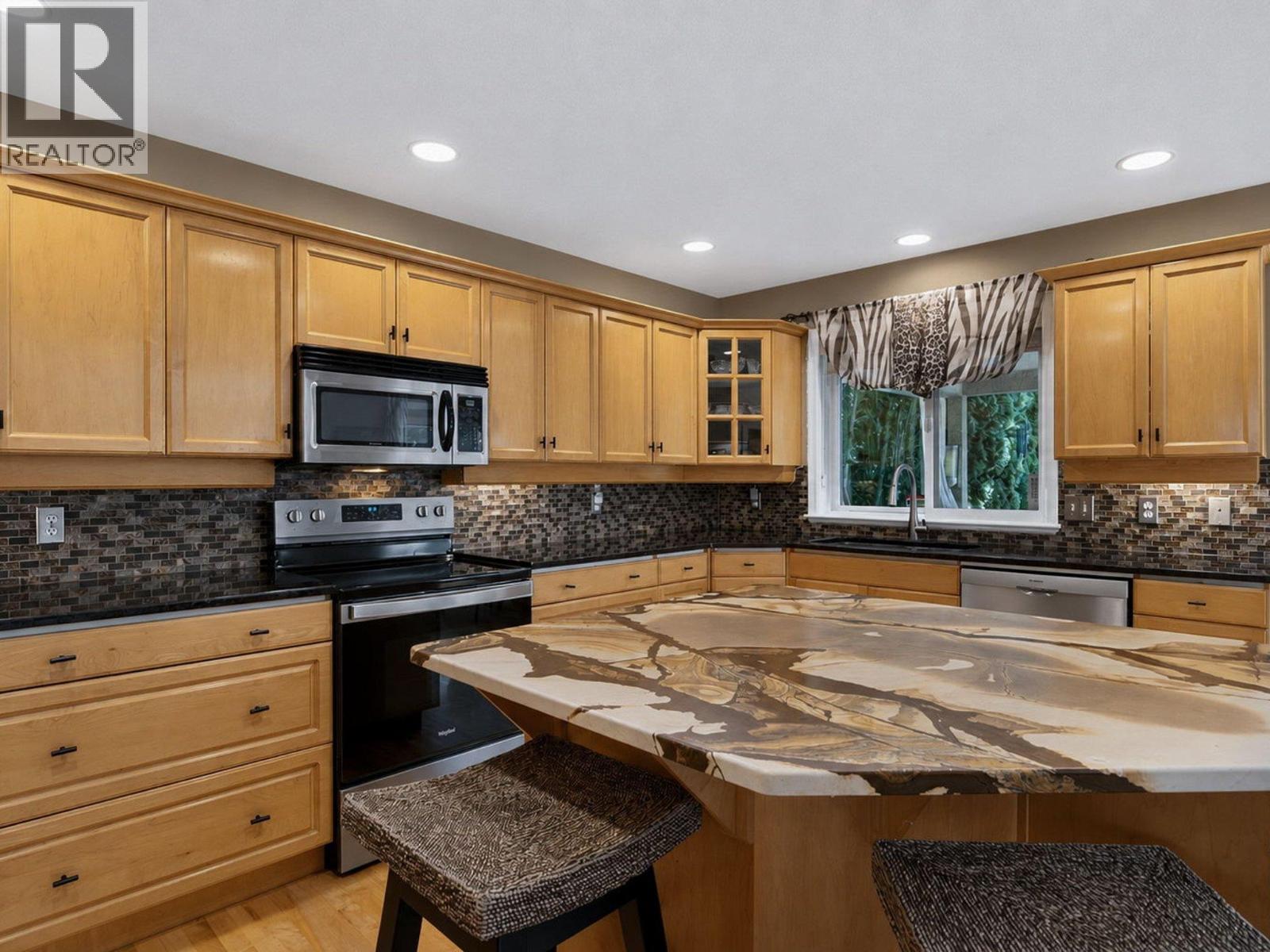 969 Skeena Drive, Kelowna, British Columbia  V1V 2K7 - Photo 14 - 10394482