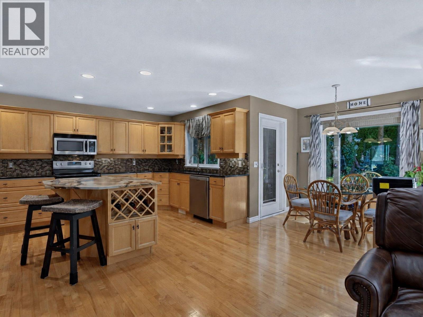 969 Skeena Drive, Kelowna, British Columbia  V1V 2K7 - Photo 16 - 10394482