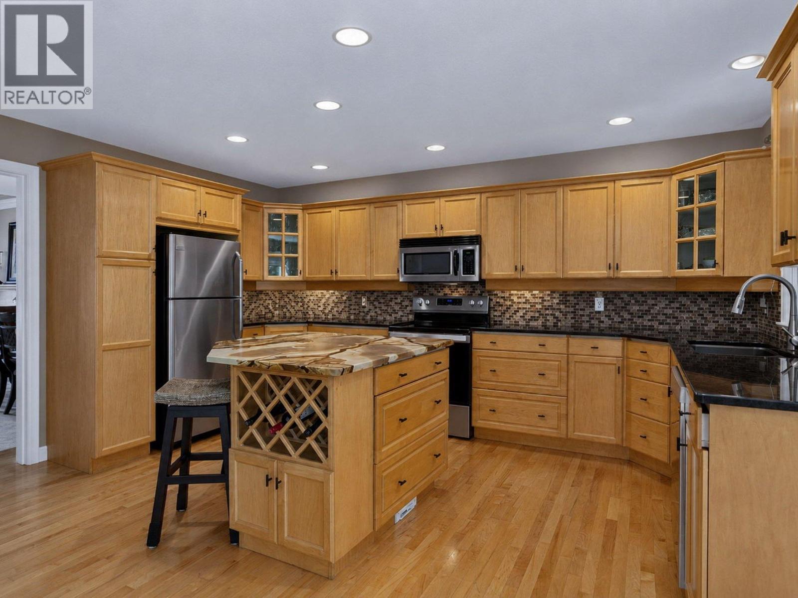 969 Skeena Drive, Kelowna, British Columbia  V1V 2K7 - Photo 17 - 10394482