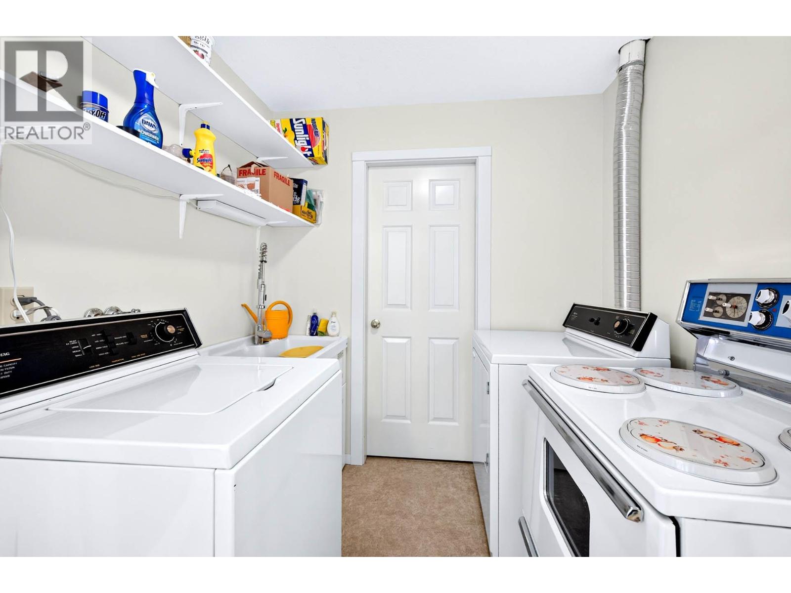 272 Valleyview Place, Kamloops, British Columbia  V2C 6M4 - Photo 31 - 10393847