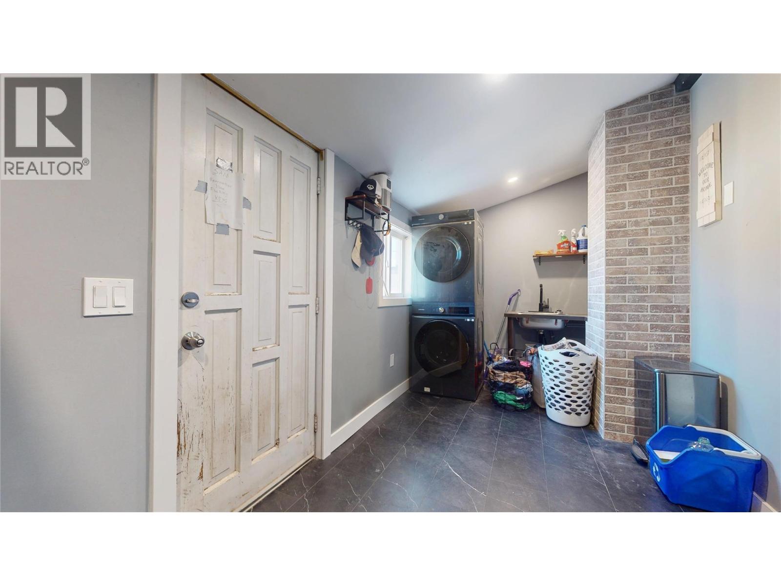 315 Kootenay Street N, Cranbrook, British Columbia  V1C 3T6 - Photo 15 - 10393884