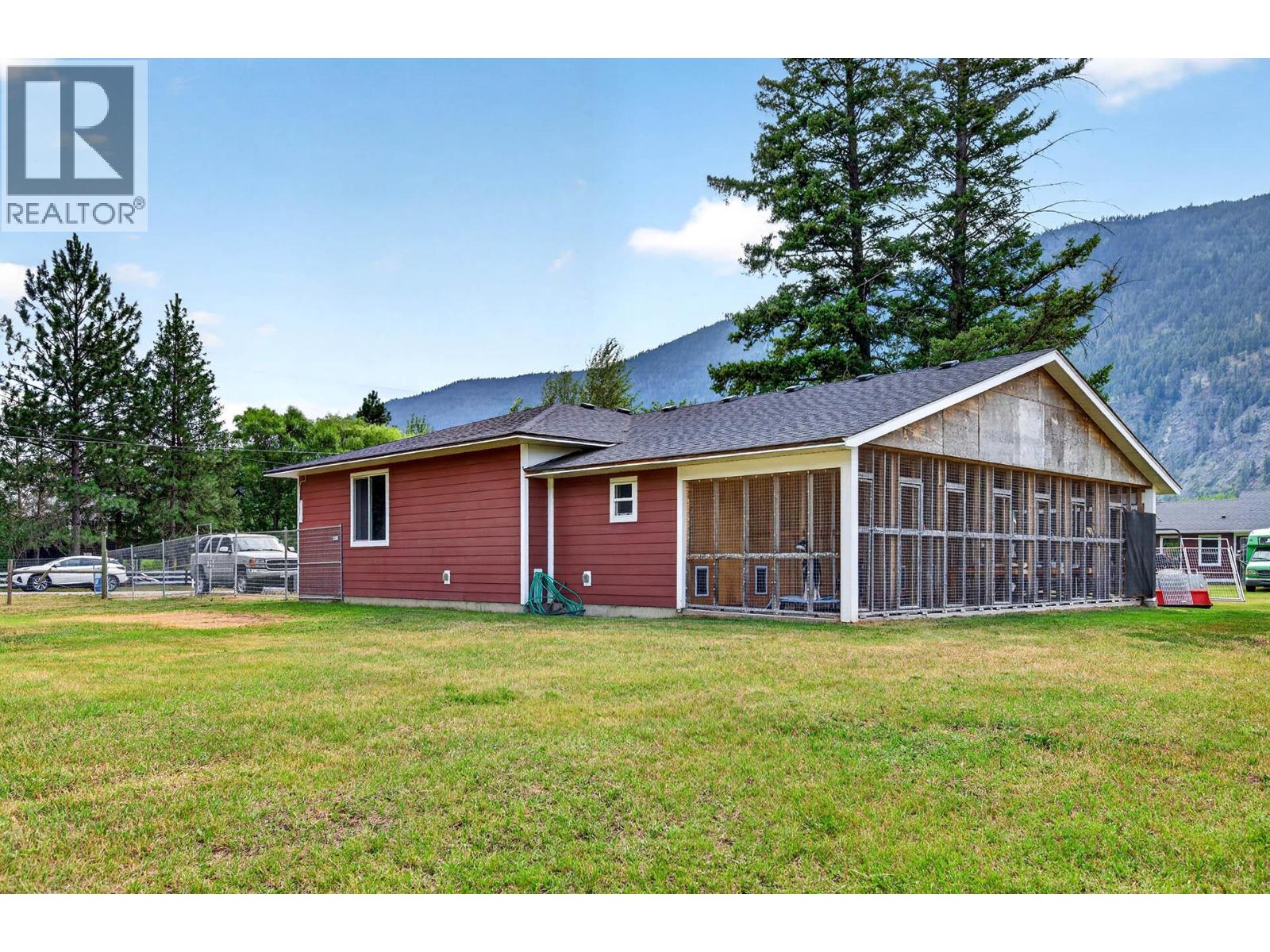 215 Mclure Ferry Road, Mclure, British Columbia  V0E 2H0 - Photo 33 - 10394273