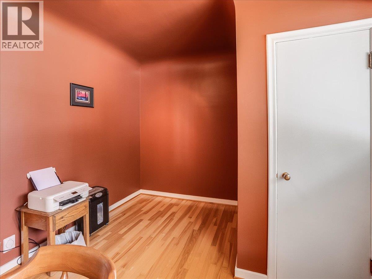 1120 Columbia Avenue, Trail, British Columbia  V1R 1J2 - Photo 14 - 10394558