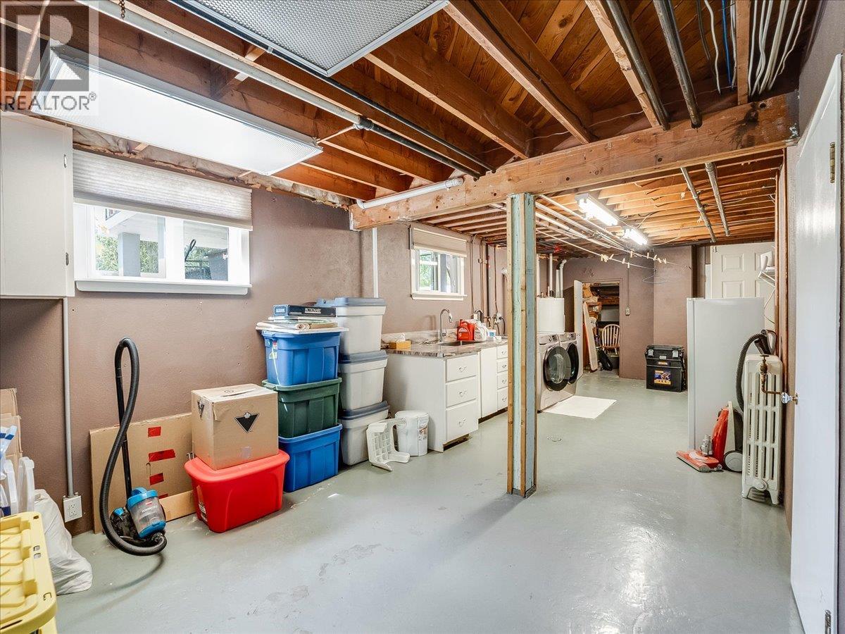 1120 Columbia Avenue, Trail, British Columbia  V1R 1J2 - Photo 29 - 10394558