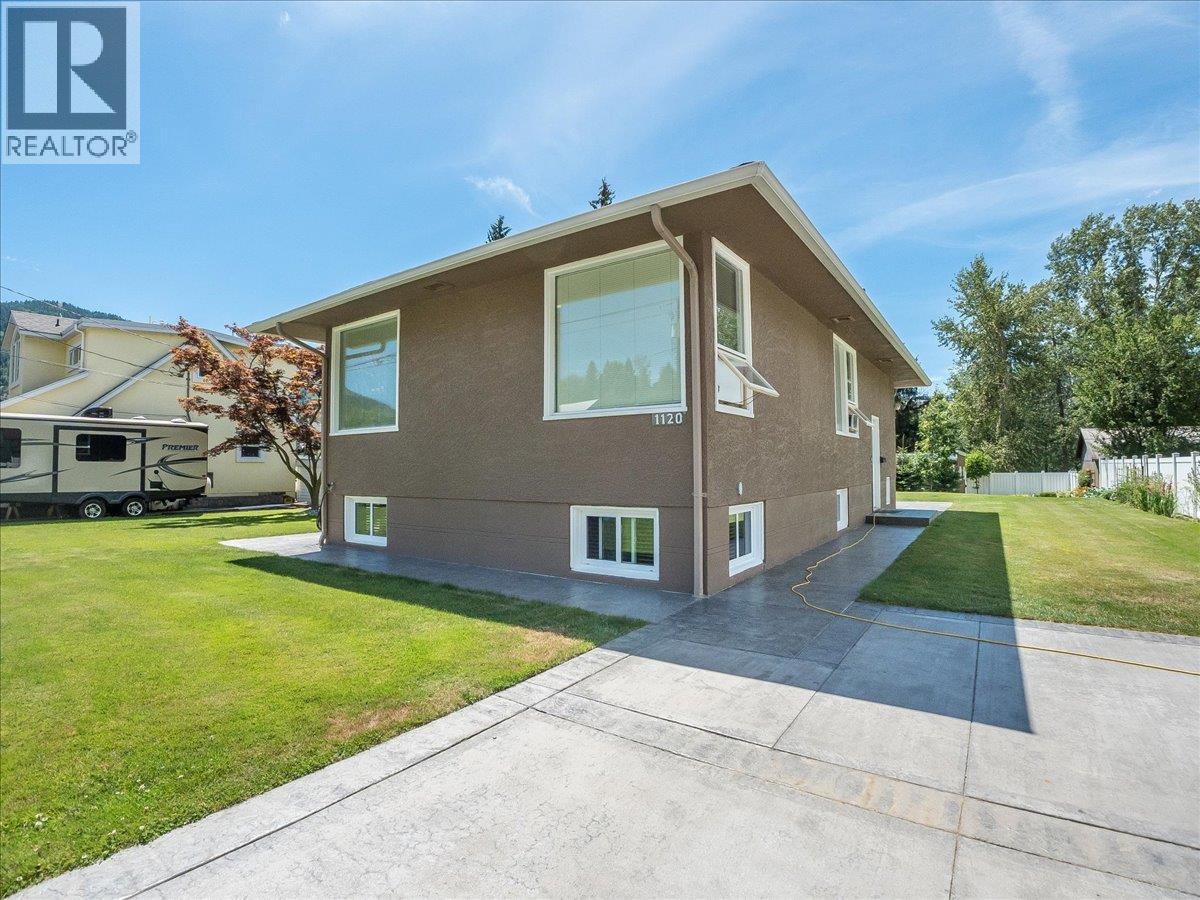 1120 Columbia Avenue, Trail, British Columbia  V1R 1J2 - Photo 32 - 10394558