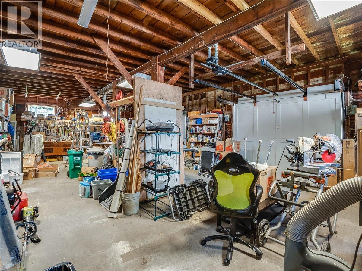 1120 Columbia Avenue, Trail, British Columbia  V1R 1J2 - Photo 45 - 10394558