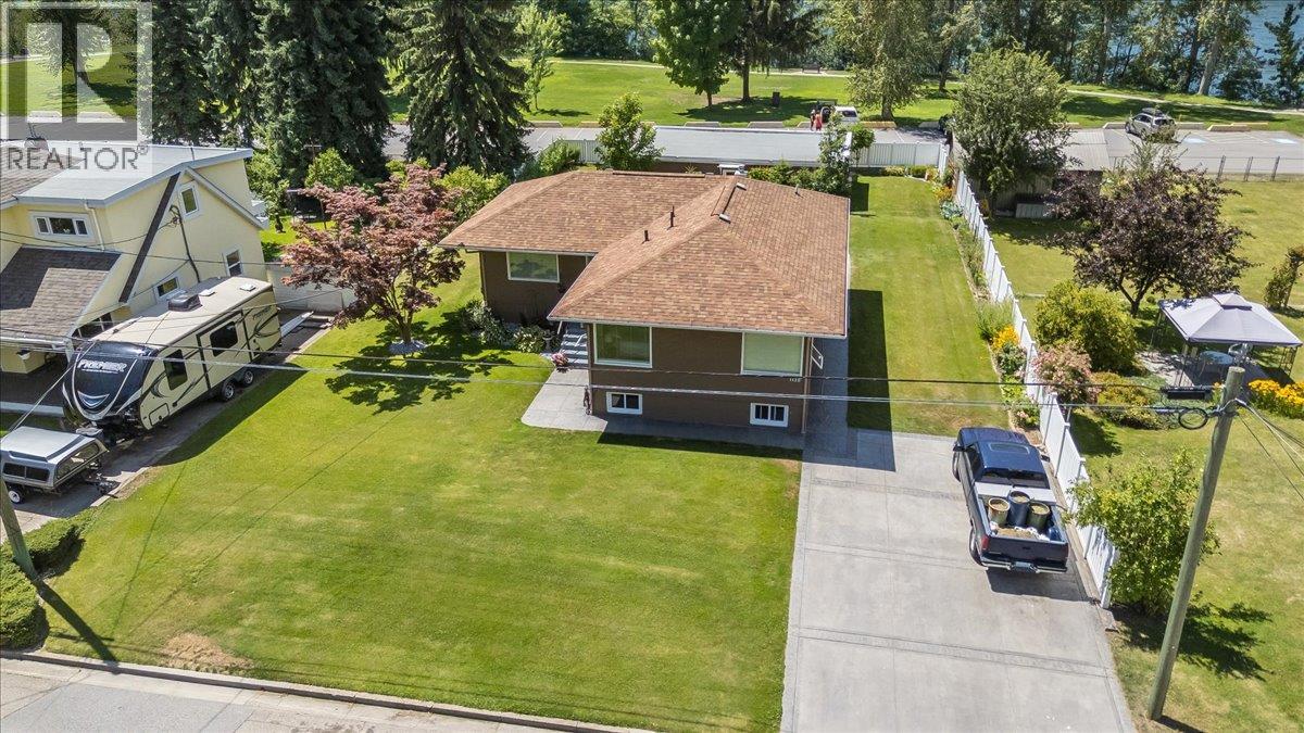 1120 Columbia Avenue, Trail, British Columbia  V1R 1J2 - Photo 53 - 10394558