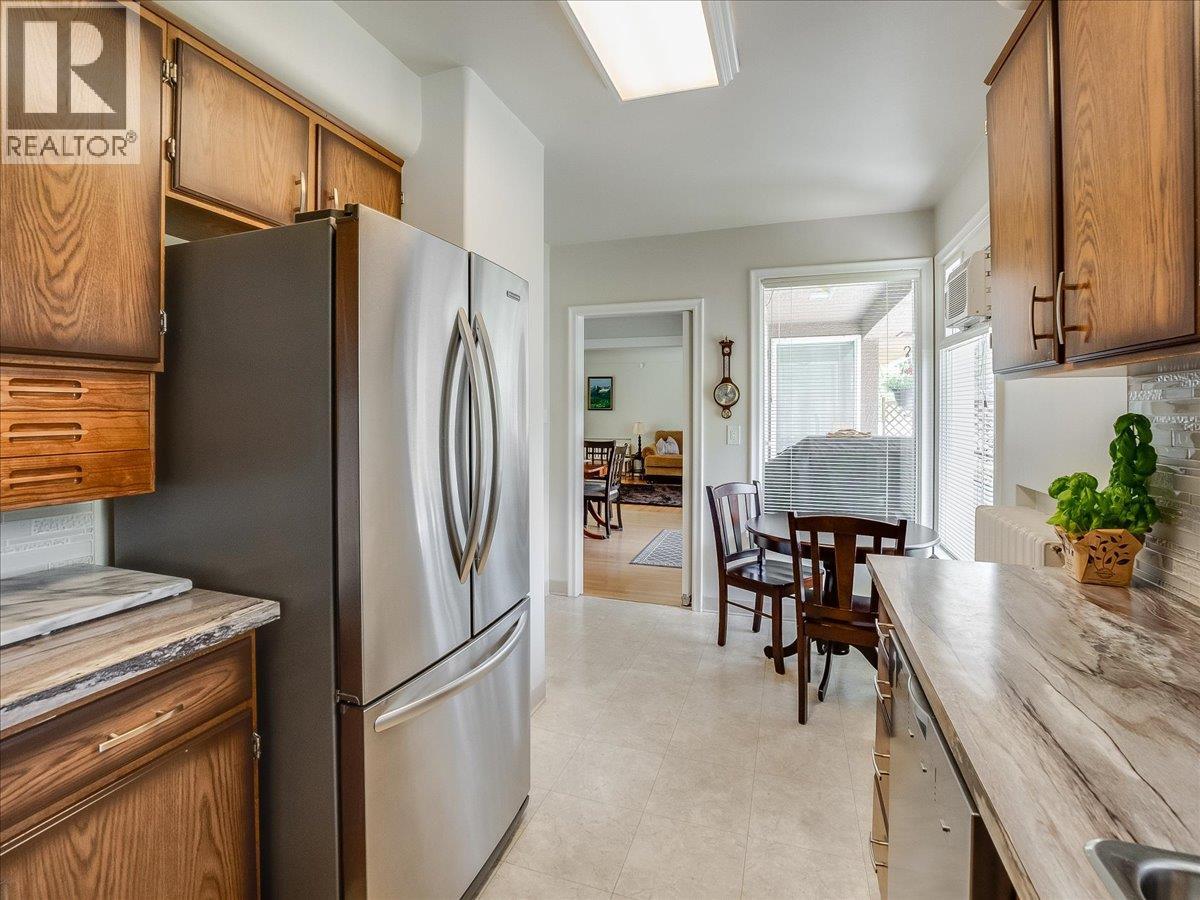 1120 Columbia Avenue, Trail, British Columbia  V1R 1J2 - Photo 6 - 10394558