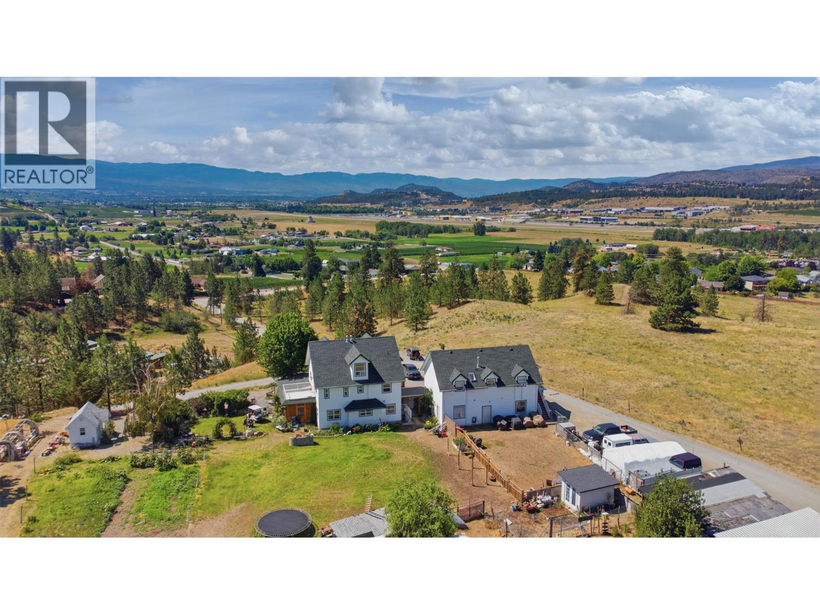 6127 Fathers Place, Kelowna, British Columbia  V1X 7V2 - Photo 6 - 10394496