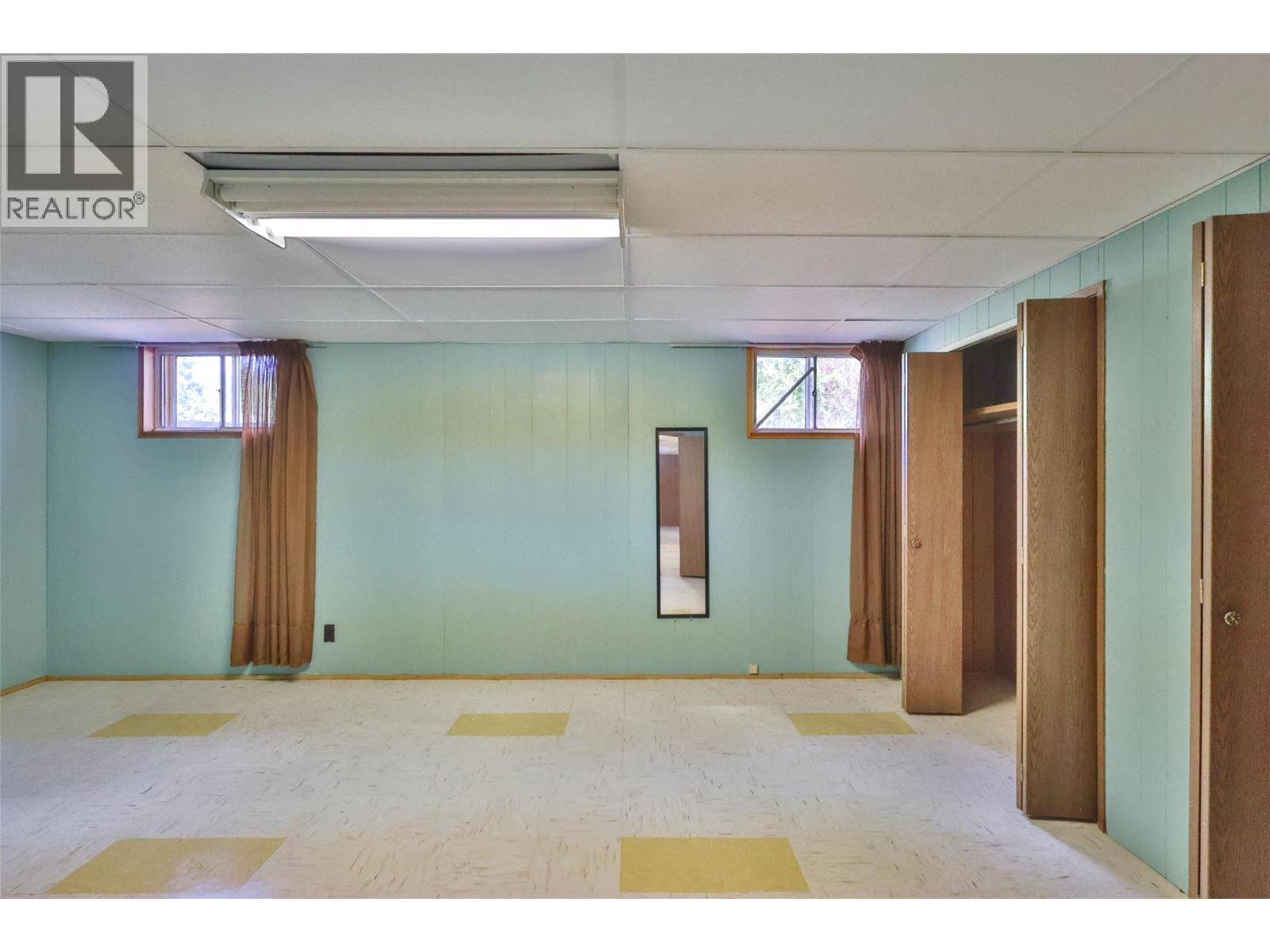 7021 87th Street, Osoyoos, British Columbia  V0H 1V0 - Photo 28 - 10394460
