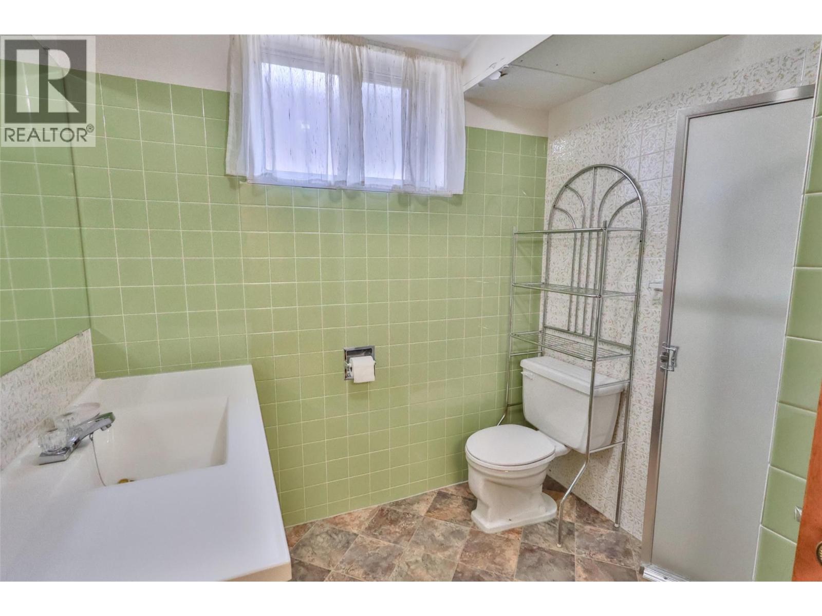 7021 87th Street, Osoyoos, British Columbia  V0H 1V0 - Photo 30 - 10394460