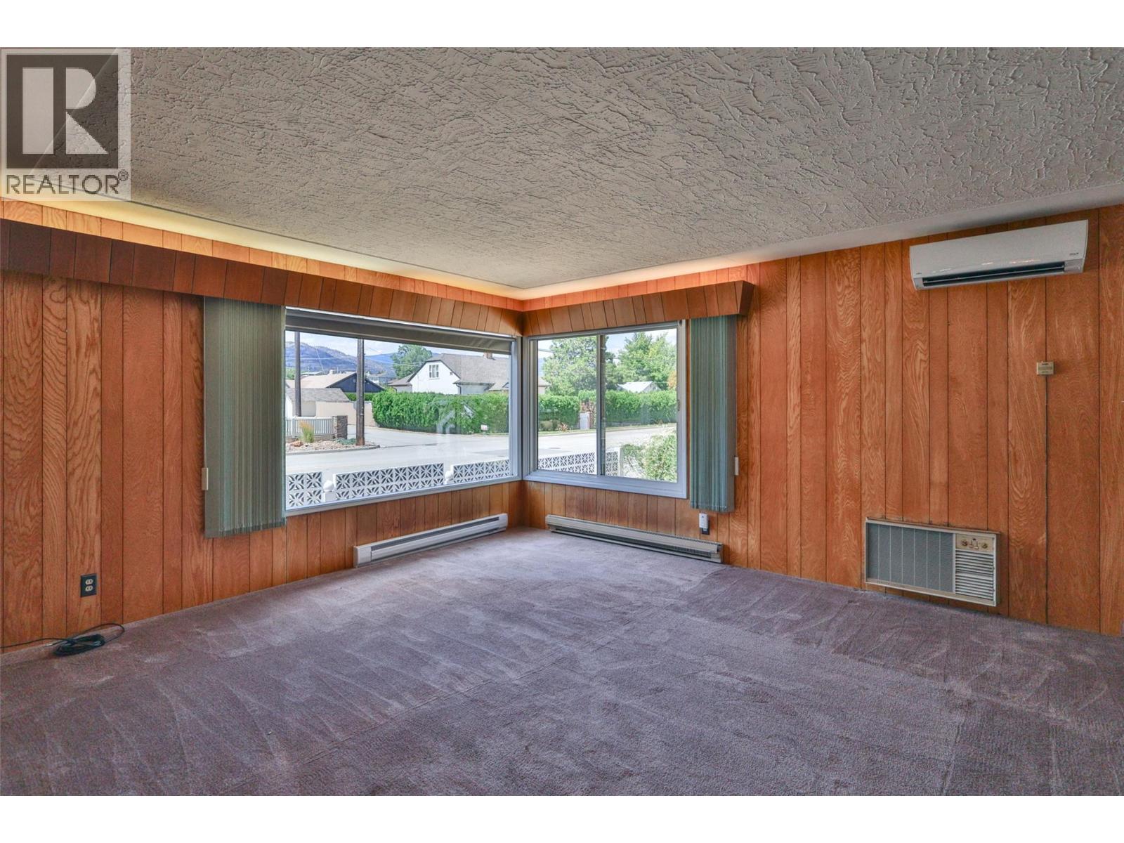 7021 87th Street, Osoyoos, British Columbia  V0H 1V0 - Photo 9 - 10394460