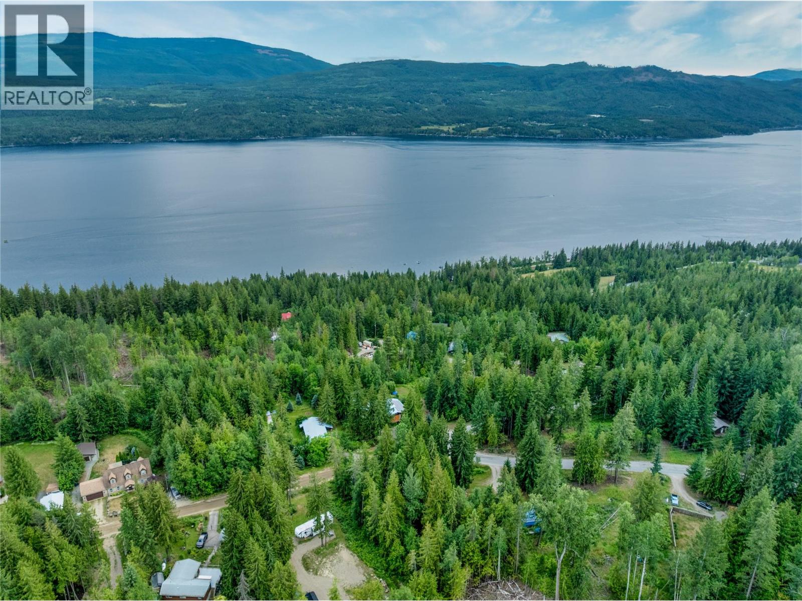 Mountain Drive Lot# 40, Anglemont, British Columbia  V0E 1M8 - Photo 15 - 10394158