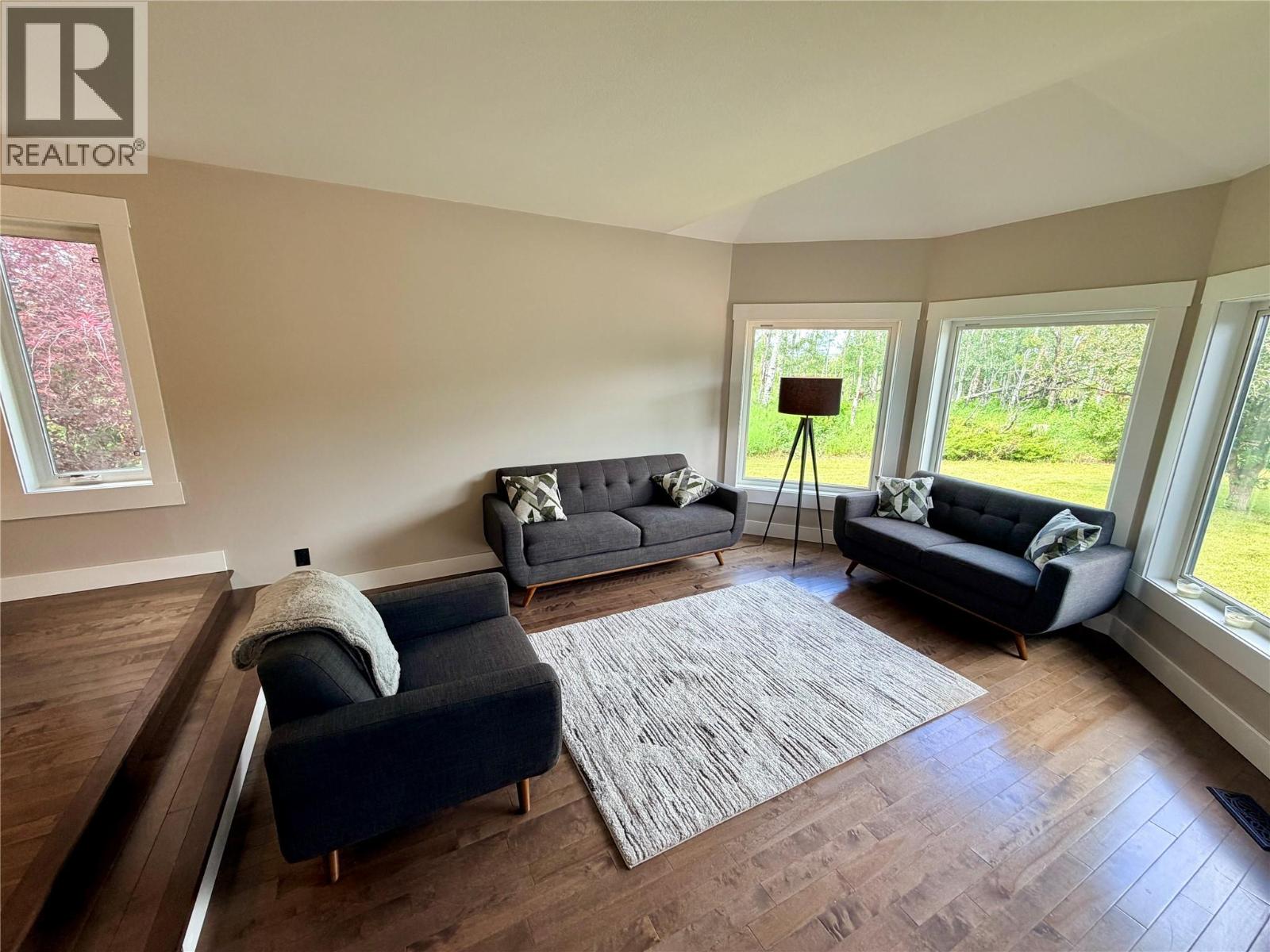 6385 97 Highway, Dawson Creek, British Columbia  V1G 4E7 - Photo 4 - 10394632