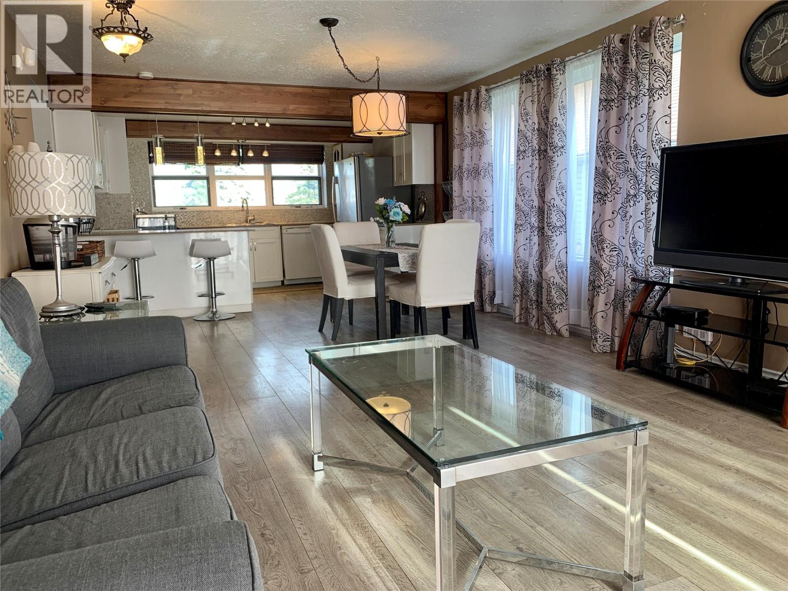1329 108 Avenue, Dawson Creek, British Columbia  V1G 4J2 - Photo 11 - 10394653