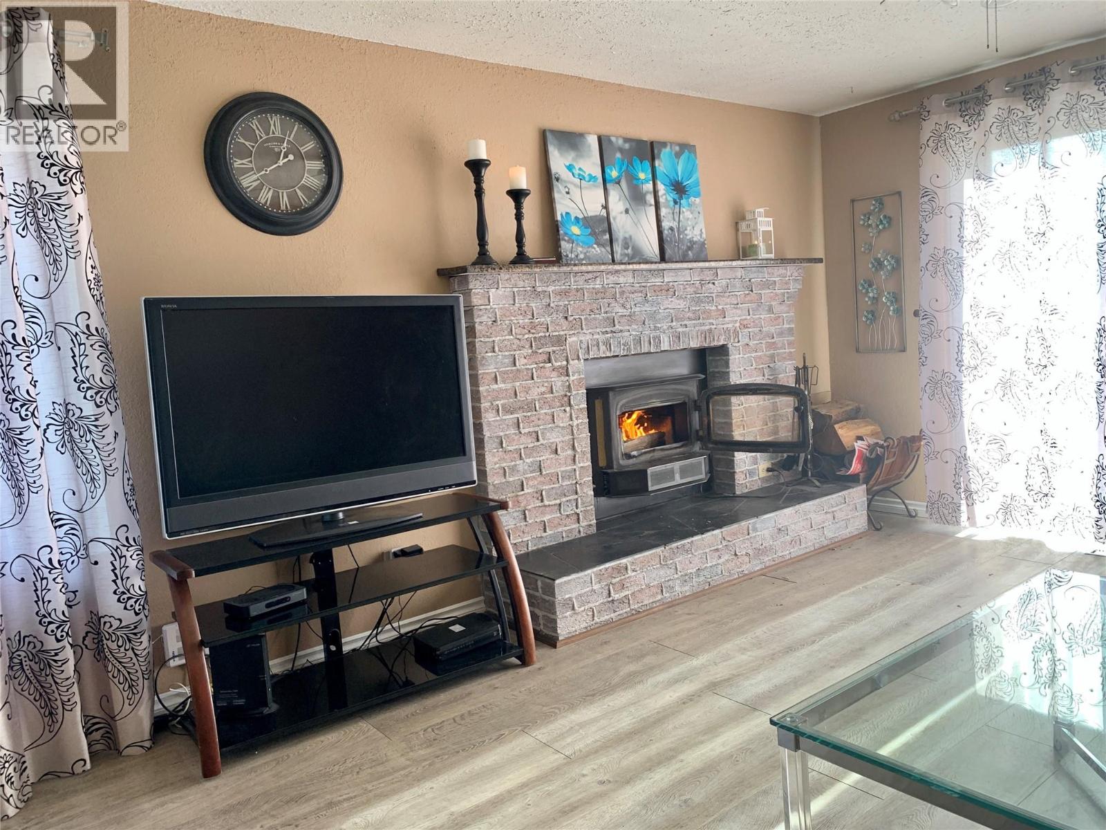 1329 108 Avenue, Dawson Creek, British Columbia  V1G 4J2 - Photo 9 - 10394653