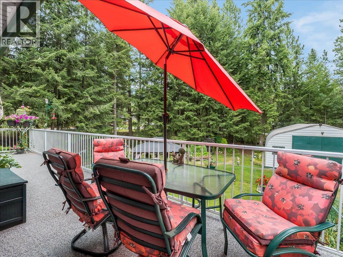 935 Pine Crescent, Genelle, British Columbia  V0G 1G0 - Photo 10 - 10394436
