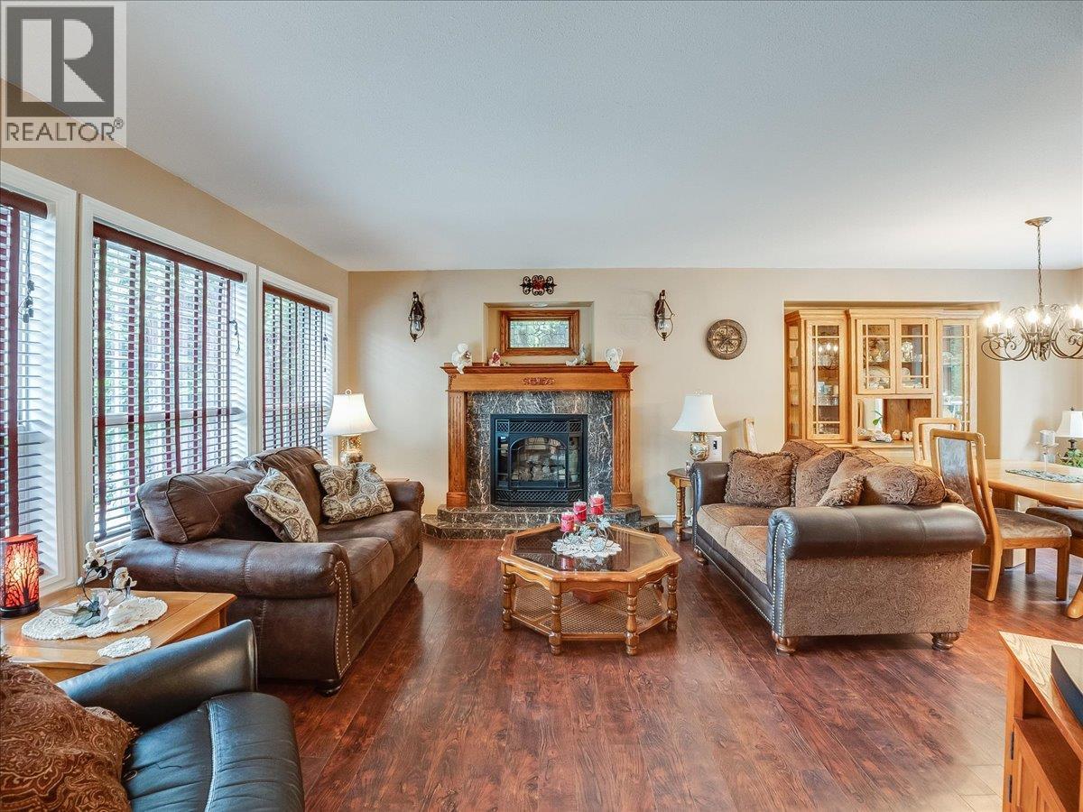 935 Pine Crescent, Genelle, British Columbia  V0G 1G0 - Photo 12 - 10394436