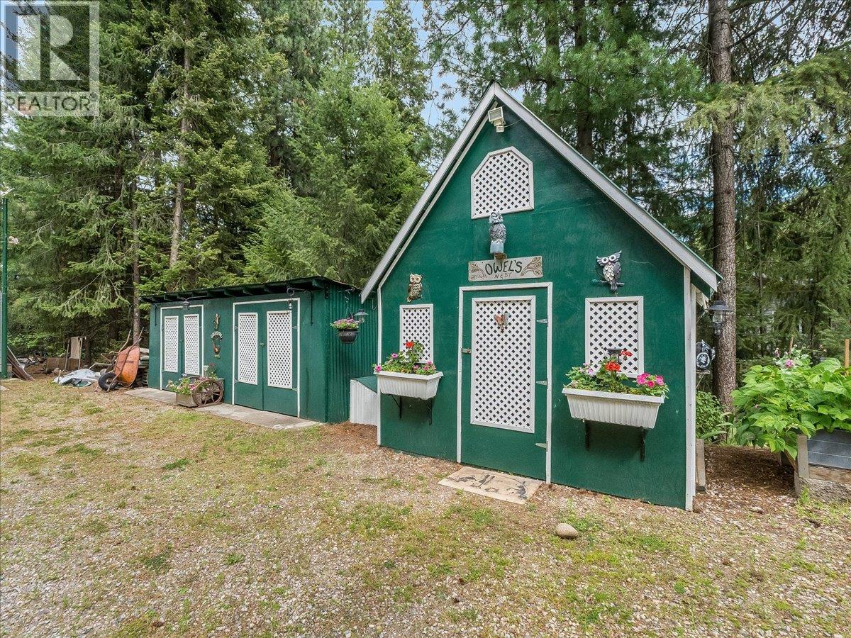 935 Pine Crescent, Genelle, British Columbia  V0G 1G0 - Photo 35 - 10394436
