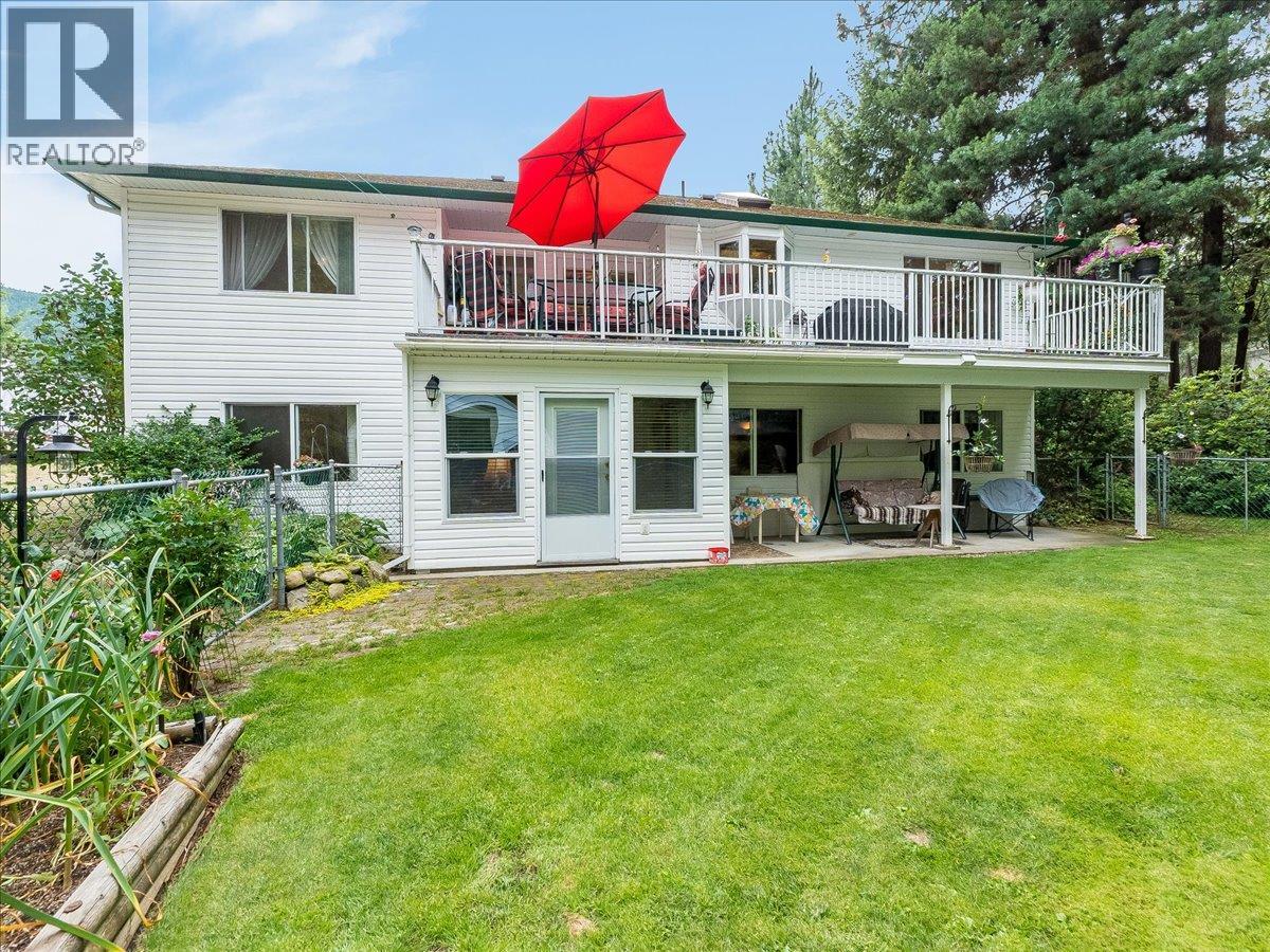 935 Pine Crescent, Genelle, British Columbia  V0G 1G0 - Photo 43 - 10394436