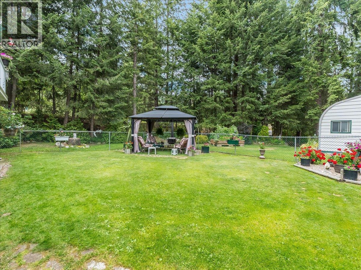935 Pine Crescent, Genelle, British Columbia  V0G 1G0 - Photo 44 - 10394436