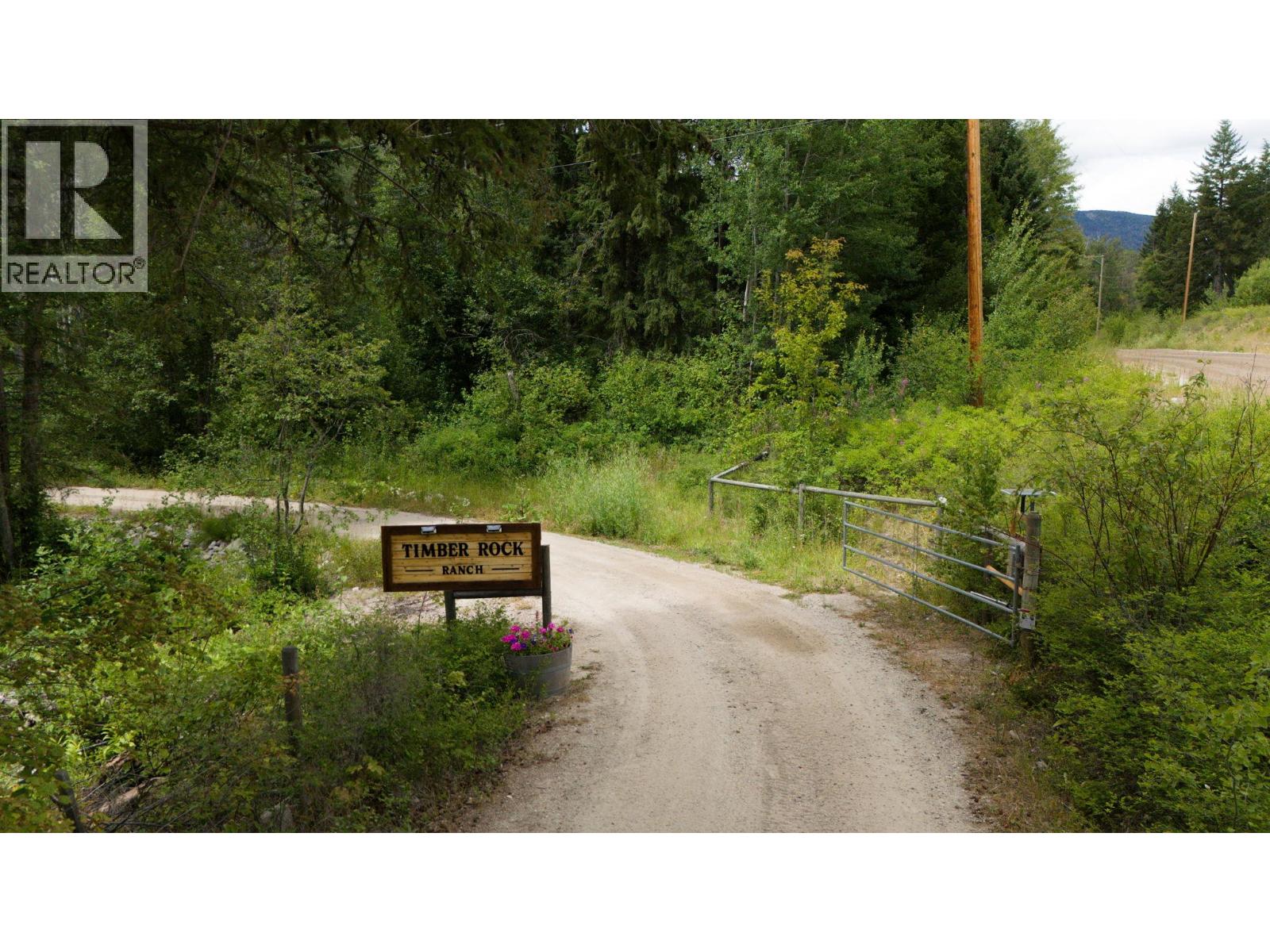 1124 Fish Lake Road W, Summerland, British Columbia  V0H 1Z8 - Photo 3 - 10393956