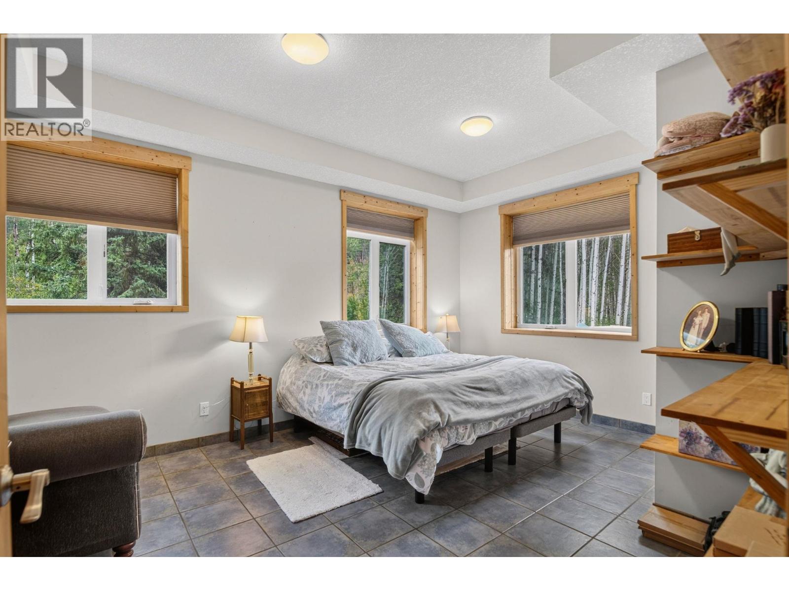 1124 Fish Lake Road W, Summerland, British Columbia  V0H 1Z8 - Photo 37 - 10393956