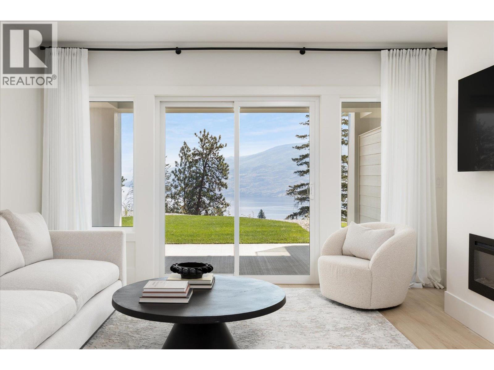 6179 Brigade Court, Peachland, British Columbia  V0H 1X7 - Photo 48 - 10394522