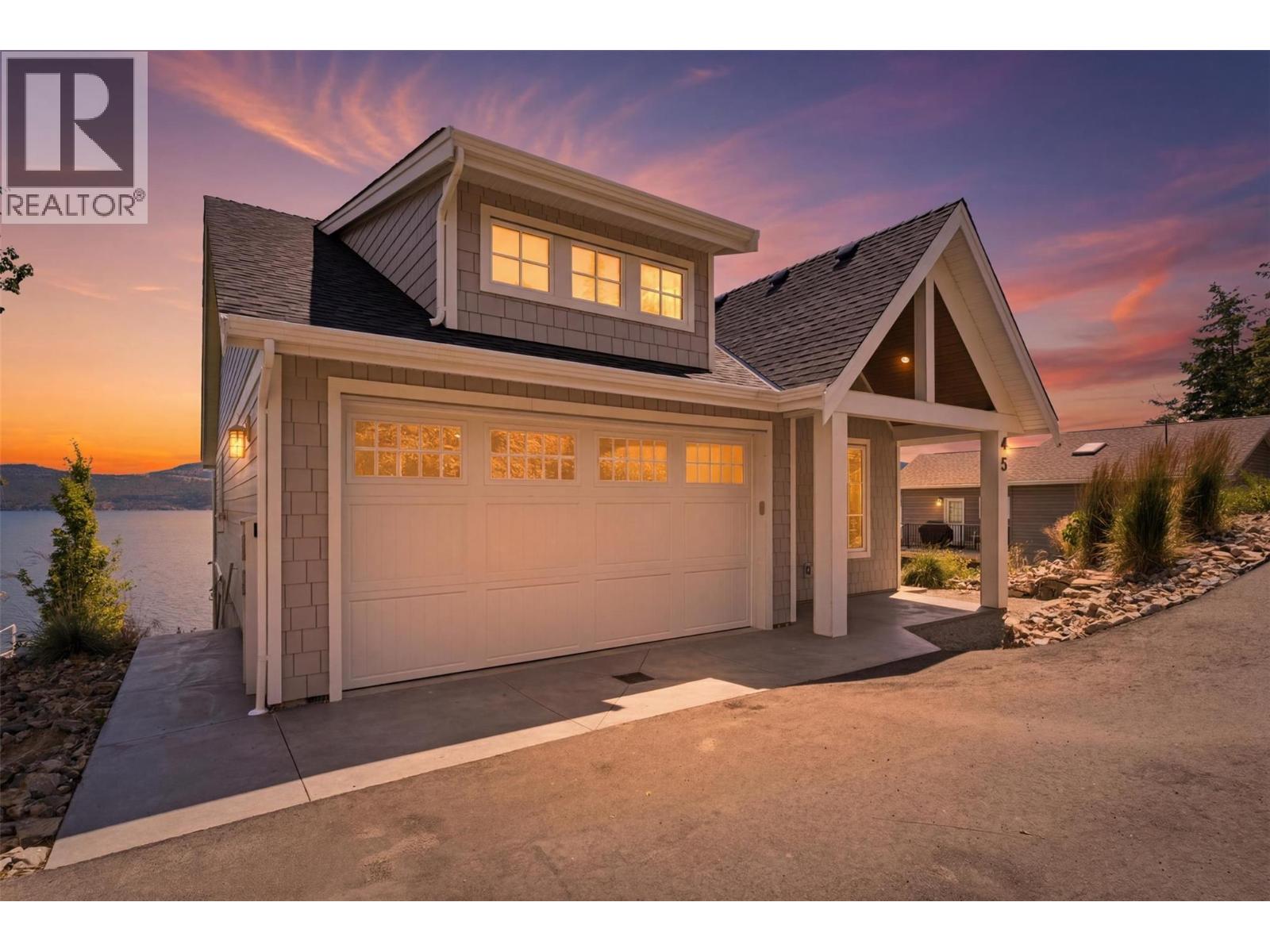 45 Nerie Road, Vernon, British Columbia  V1H 2E4 - Photo 1 - 10394426