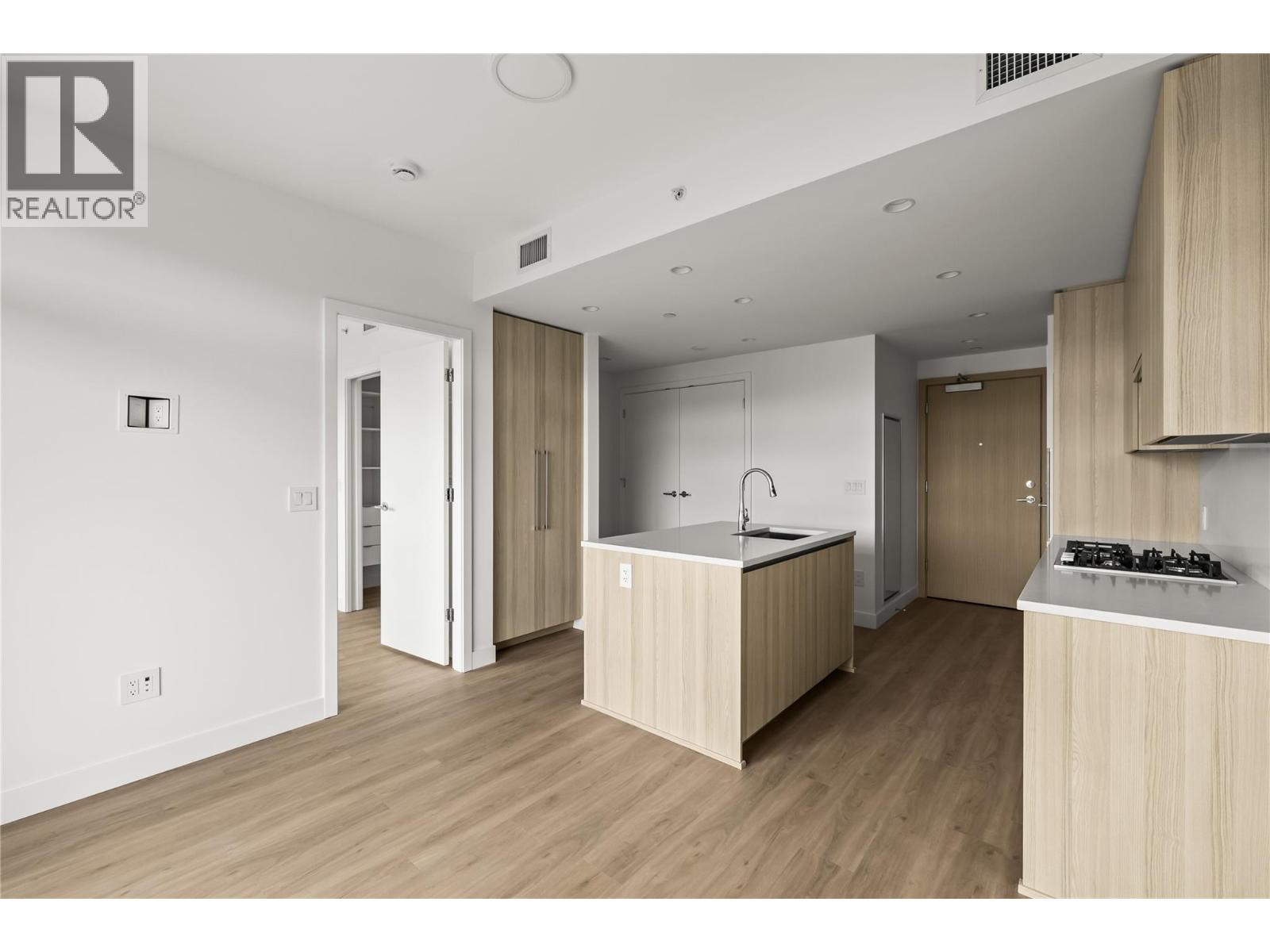 1626 Water Street Unit# 2705, Kelowna, British Columbia  V1Y 1J9 - Photo 6 - 10394571