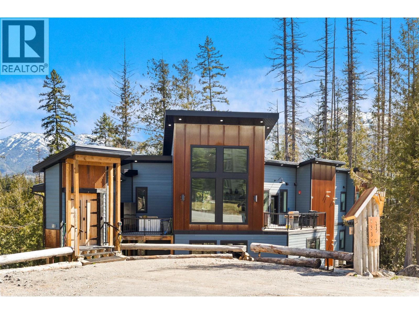 5339 Highline Drive, Fernie, British Columbia  V0B 1M6 - Photo 1 - 10394455