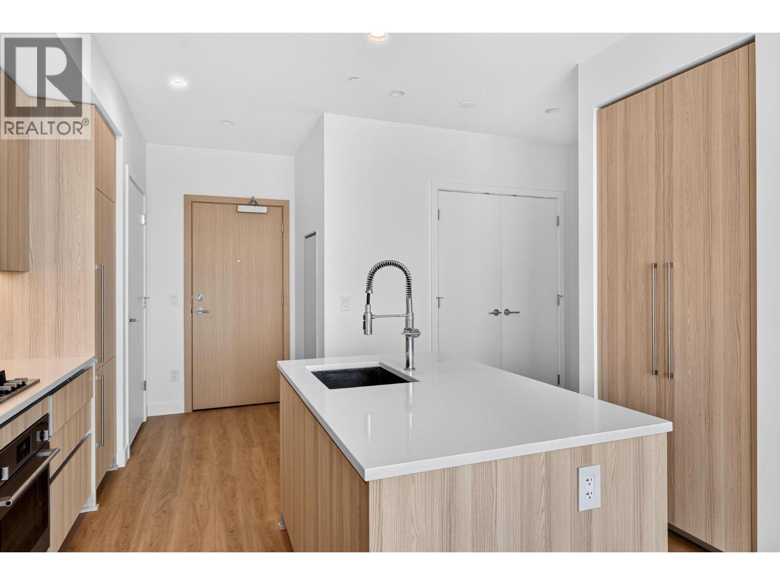 238 Leon Avenue Unit# 2206, Kelowna, British Columbia  V1Y 0N6 - Photo 7 - 10393256