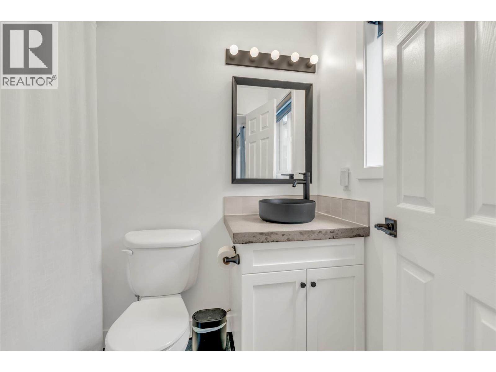 48 Galt Avenue Unit# 116, Penticton, British Columbia  V2A 9C3 - Photo 4 - 10394691