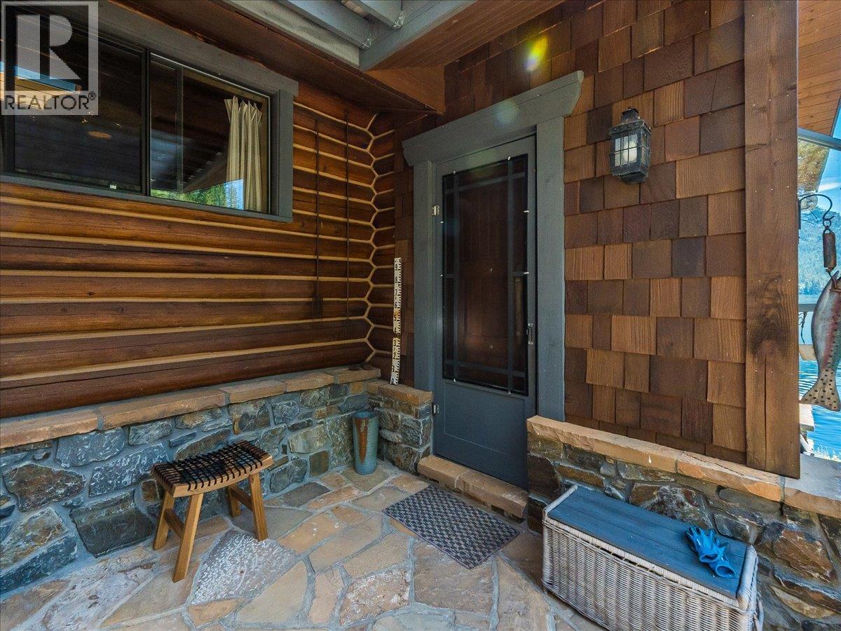 4660 Boat Access West Side, Christina Lake, British Columbia  V0H 1E0 - Photo 10 - 10394471