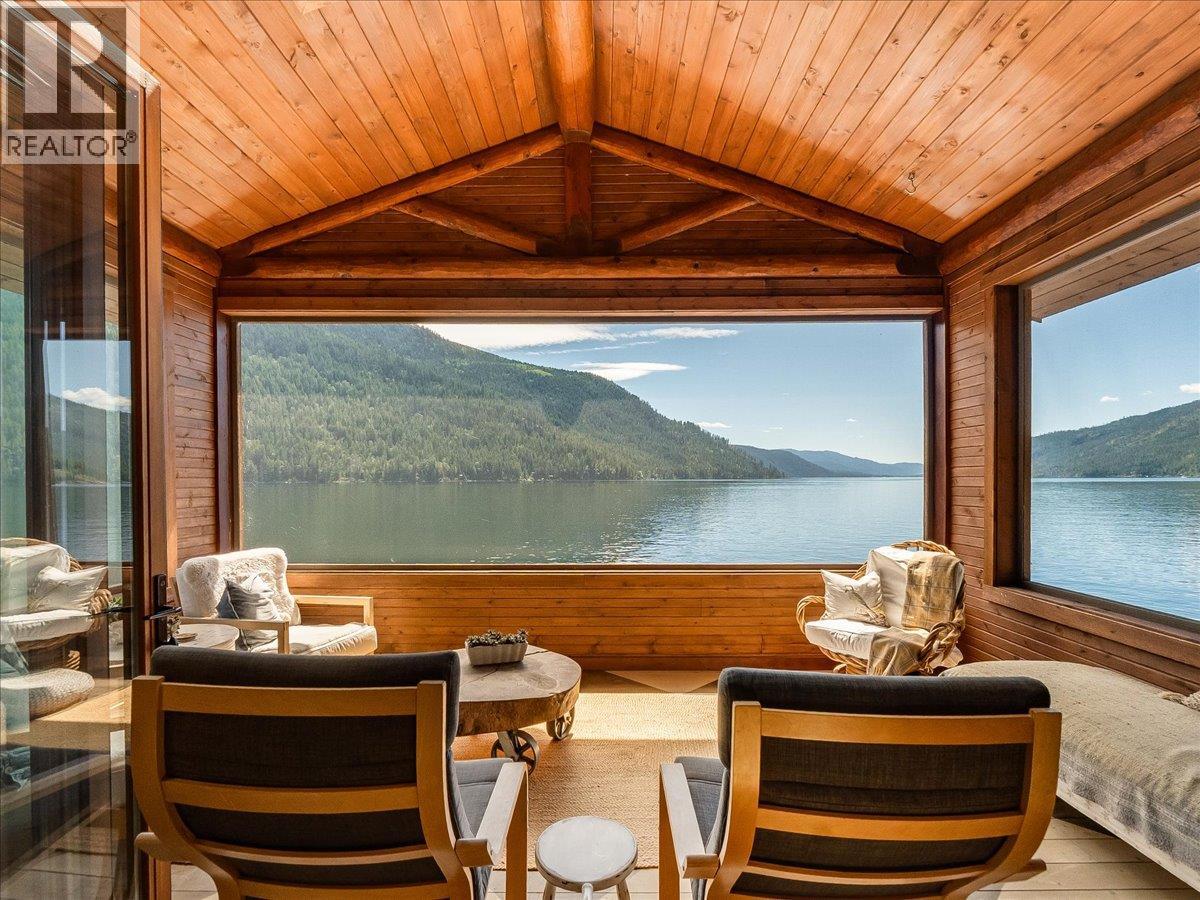 4660 Boat Access West Side, Christina Lake, British Columbia  V0H 1E0 - Photo 18 - 10394471