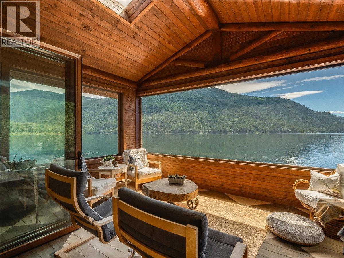 4660 Boat Access West Side, Christina Lake, British Columbia  V0H 1E0 - Photo 19 - 10394471