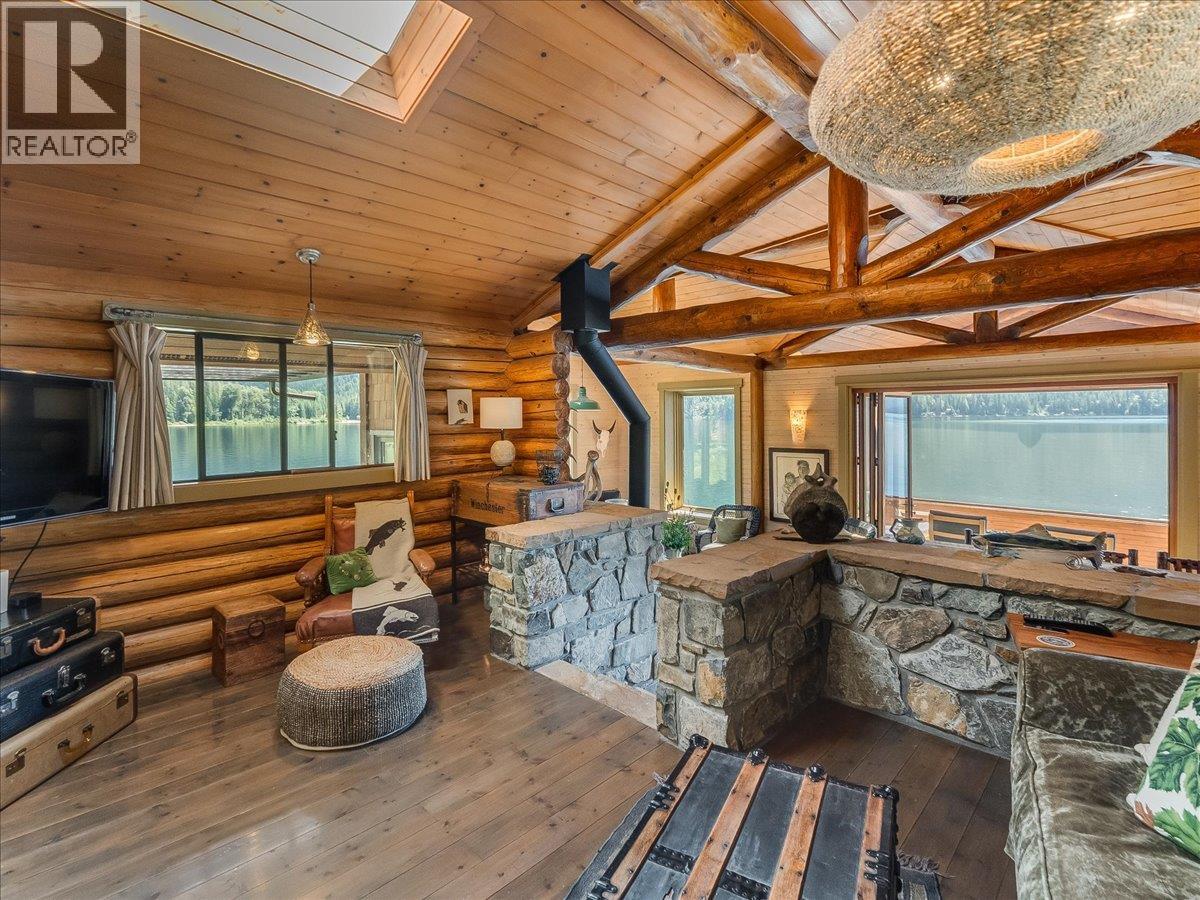 4660 Boat Access West Side, Christina Lake, British Columbia  V0H 1E0 - Photo 28 - 10394471