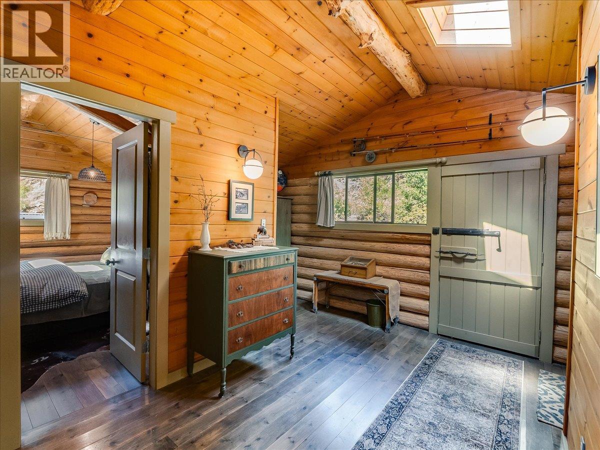 4660 Boat Access West Side, Christina Lake, British Columbia  V0H 1E0 - Photo 30 - 10394471