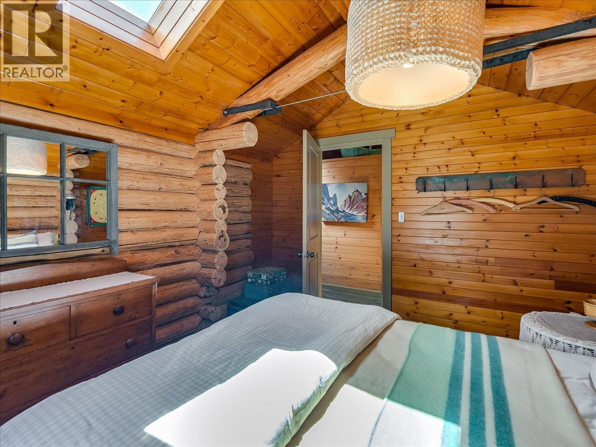 4660 Boat Access West Side, Christina Lake, British Columbia  V0H 1E0 - Photo 32 - 10394471