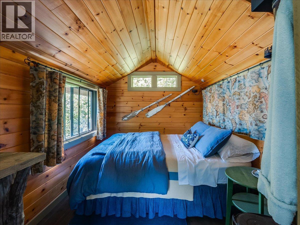 4660 Boat Access West Side, Christina Lake, British Columbia  V0H 1E0 - Photo 37 - 10394471