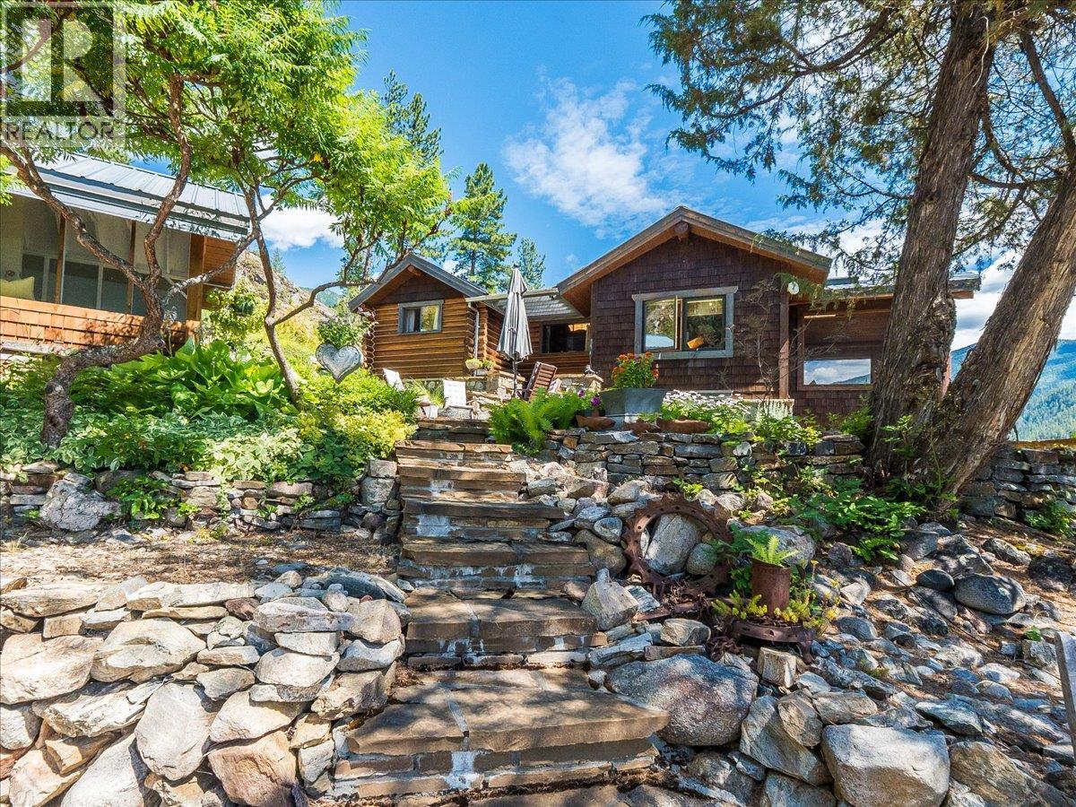 4660 Boat Access West Side, Christina Lake, British Columbia  V0H 1E0 - Photo 6 - 10394471