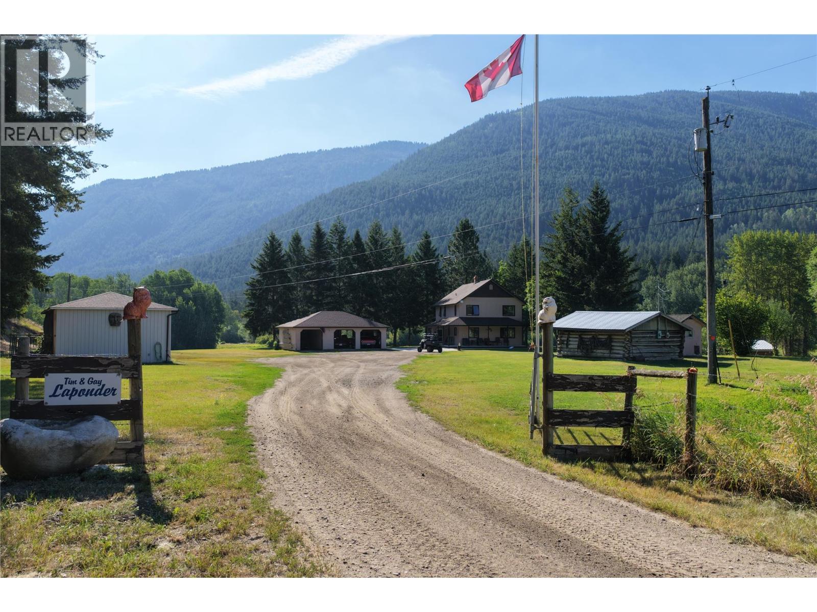 4325 Highway 97 Highway, Falkland, British Columbia  V0E 1W0 - Photo 1 - 10393206